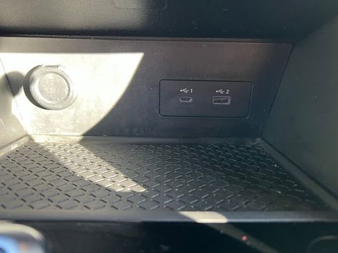 Used 2022 Nissan Pathfinder SL image 36