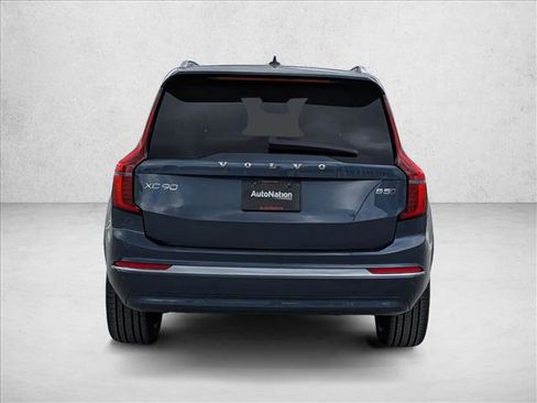 New 2026 Volvo XC90 B5 Plus w/ Protection Package image 7