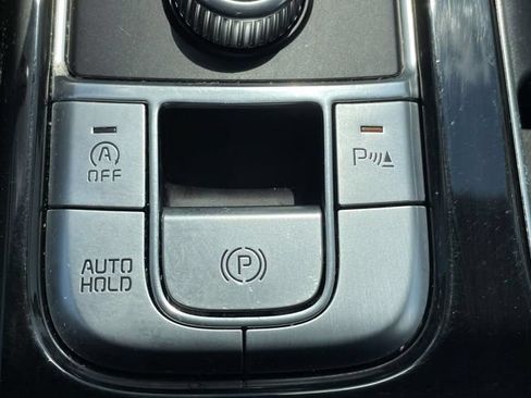 Certified 2024 Kia Telluride S w/ S Sunroof Package FWD image 30