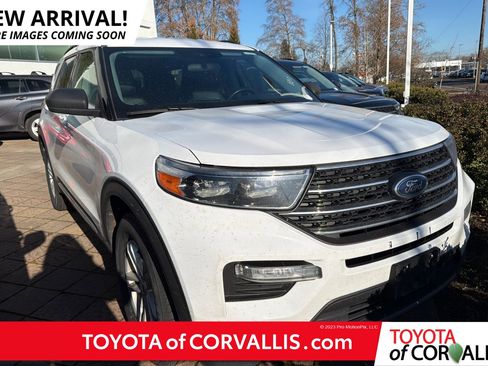 Used 2024 Ford Explorer XLT w/ Equipment Group 202A image 1