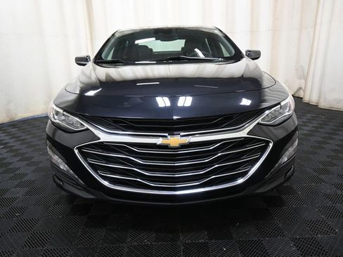 Used 2023 Chevrolet Malibu LT FWD image 2