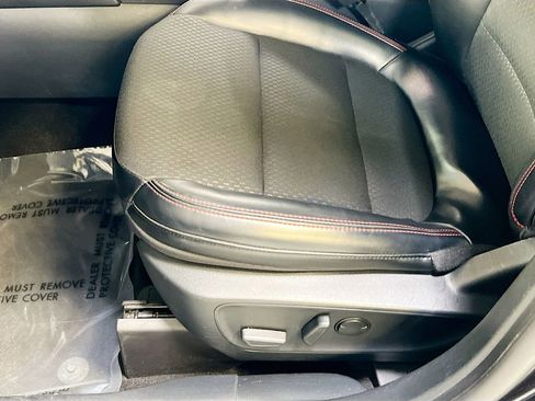 Used 2025 Ford Escape ST-Line FWD image 18