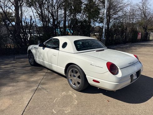Used 2002 Ford Thunderbird image 7