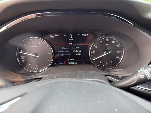 Used 2023 Buick Envision Essence AWD/4WD image 7