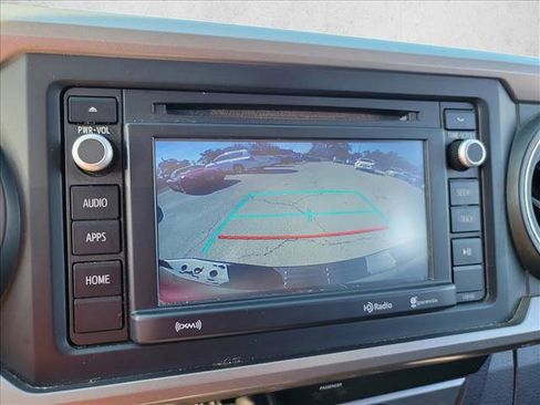 Used 2017 Toyota Tacoma SR5 w/ Tow Package image 21