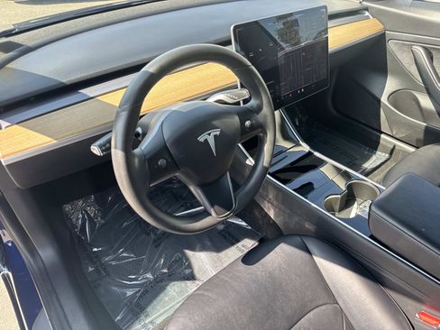 Used 2020 Tesla Model 3 Standard Range Plus image 7