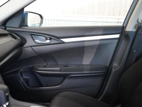 Used 2019 Honda Civic LX image 32
