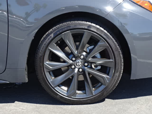 Used 2023 Toyota Corolla SE w/ Carpet Mat Package (TMS) FWD image 8