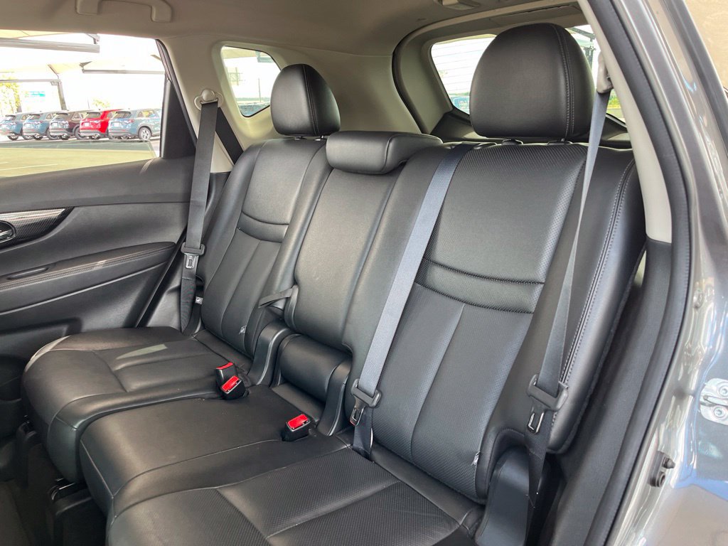 Used 2018 Nissan Rogue SL AWD/4WD image 27