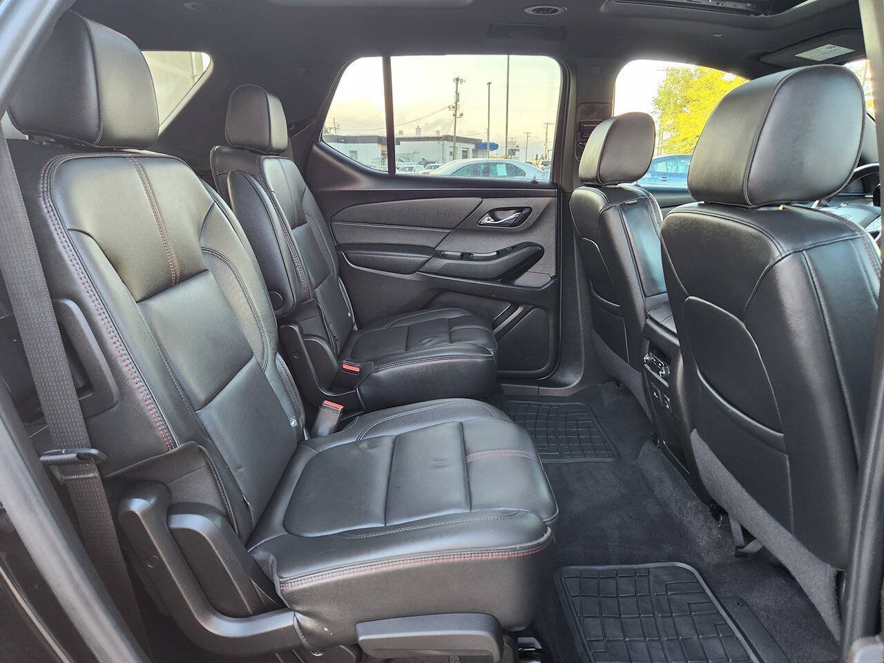 Used 2023 Chevrolet Traverse RS AWD/4WD image 15