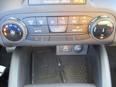 Used 2024 Ford Bronco Sport Free Wheeling w/ Convenience Package image 15