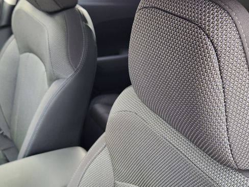 Used 2024 Subaru Crosstrek 2.0i Premium image 15