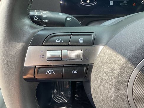 Used 2024 Hyundai Kona SEL AWD/4WD image 16