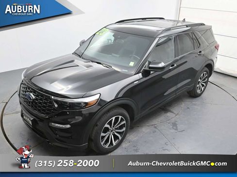 Used 2023 Ford Explorer ST-Line w/ Class IV Trailer Tow Package AWD/4WD image 26