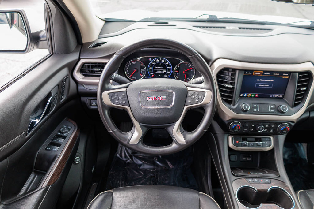 Used 2020 GMC Acadia Denali AWD/4WD image 2