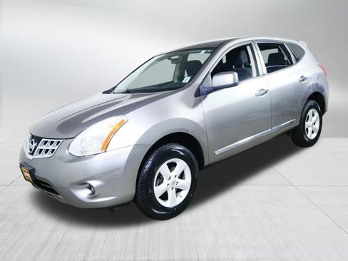 Used 2013 Nissan Rogue S w/ Special Edition Pkg AWD/4WD image 3