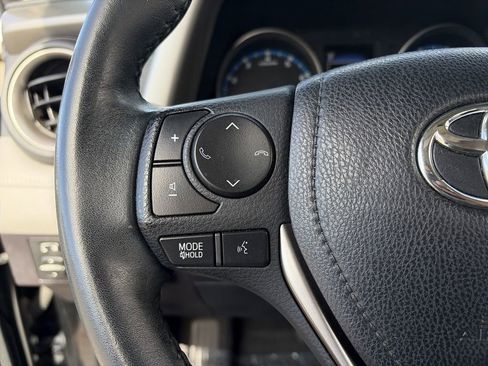 Used 2018 Toyota RAV4 XLE w/ Plus Extra Value Package FWD image 9