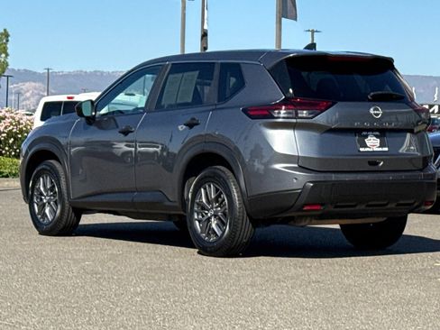 Certified 2024 Nissan Rogue S AWD/4WD image 8