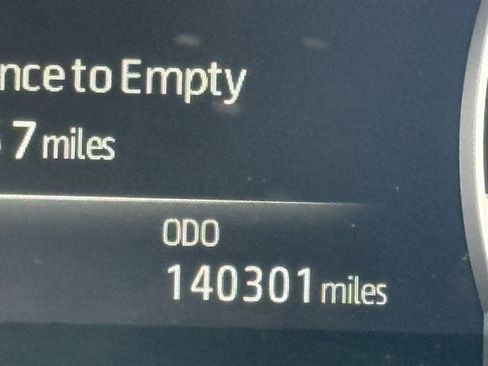 Used 2021 Toyota Highlander Limited image 17