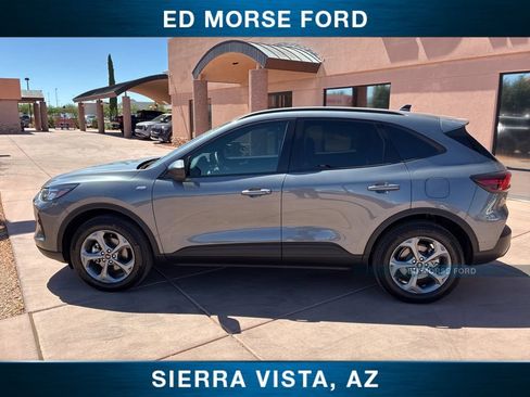 Certified 2025 Ford Escape ST-Line AWD/4WD image 6