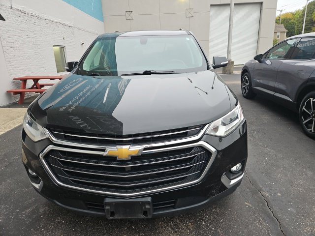 Used 2019 Chevrolet Traverse LT w/ LPO, 'HIT The Road' Package AWD/4WD image 8
