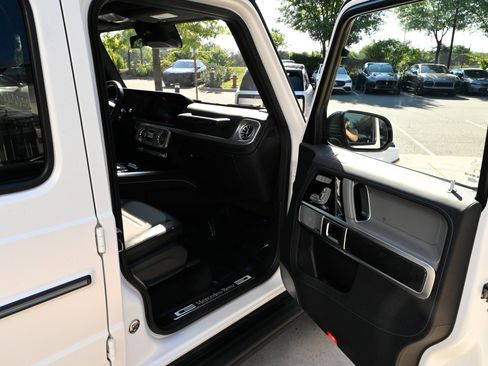Used 2025 Mercedes-Benz G 580 w/ EQ Technology image 55
