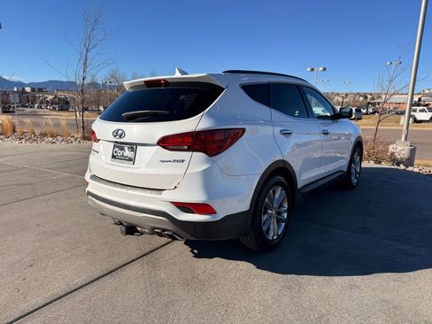 Used 2017 Hyundai Santa Fe Sport 2.0T image 8