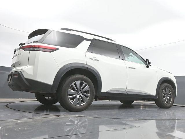 Used 2024 Nissan Pathfinder SV FWD image 28