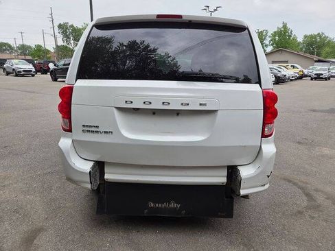 Used 2017 Dodge Grand Caravan SE w/ Power Window Group FWD image 5