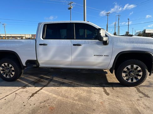 Used 2022 Chevrolet Silverado 2500 Custom w/ Gooseneck/5TH Wheel Package image 7