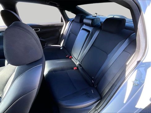 Certified 2025 Honda Civic Sport image 16