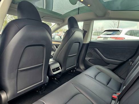 Used 2023 Tesla Model 3 Standard Range image 24