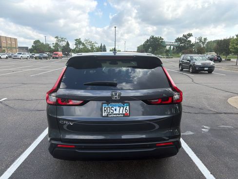 Used 2025 Honda CR-V EX-L image 4
