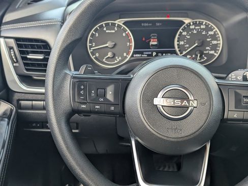 Certified 2024 Nissan Rogue SV image 25