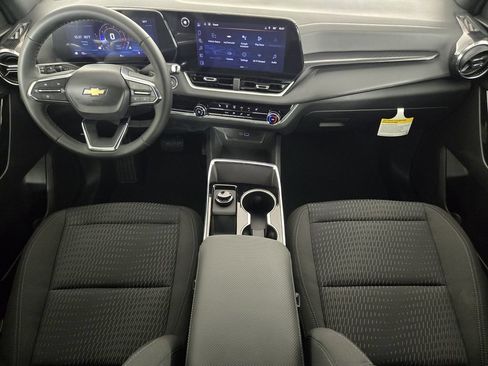 New 2026 Chevrolet Equinox LT w/ Safety and Technology Package FWD image 28