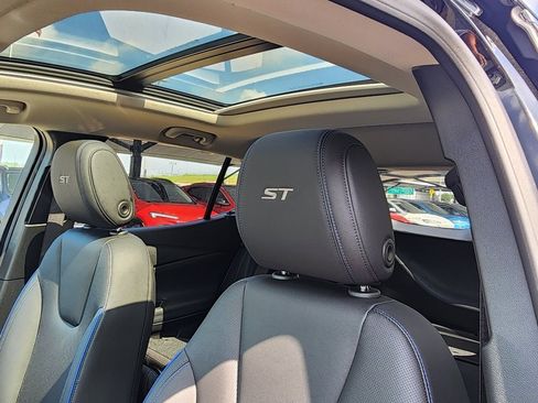 New 2026 Buick Encore GX Sport Touring w/ Advanced Technology Package image 16