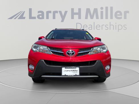 Used 2014 Toyota RAV4 XLE AWD/4WD image 8