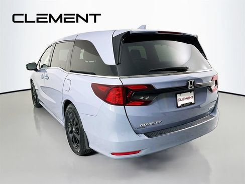 Used 2023 Honda Odyssey Sport image 10