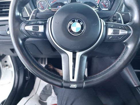 Used 2018 BMW M3 RWD image 22