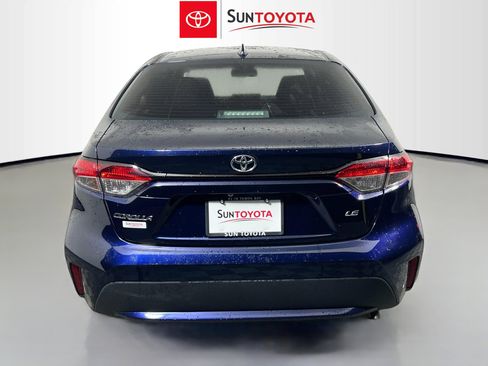Used 2022 Toyota Corolla LE FWD image 5