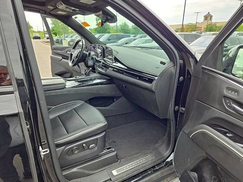 Used 2021 Cadillac Escalade Sport w/ Driver Assist Tech Package AWD/4WD image 20