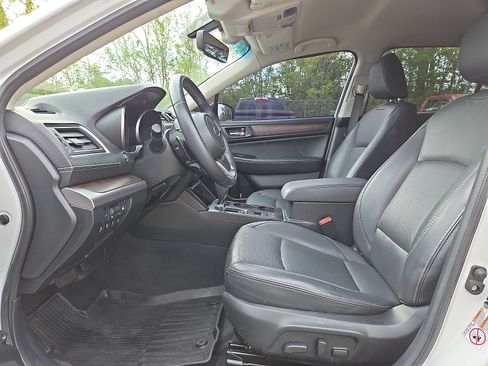 Used 2019 Subaru Outback 2.5i Limited w/ Protection Package #1 AWD/4WD image 13