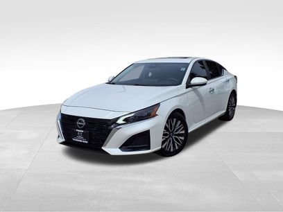 Used 2024 Nissan Altima 2.5 SV w/ SV Premium Package