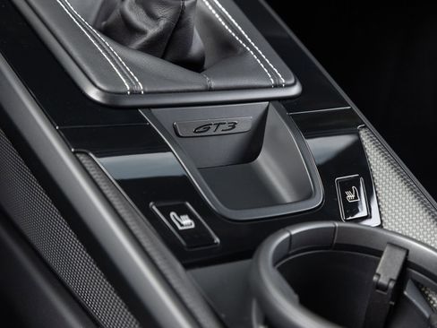 Certified 2022 Porsche 911 GT3 RWD image 30