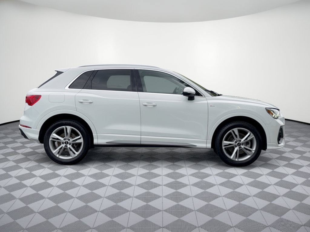 Used 2024 Audi Q3 2.0T Premium AWD/4WD image 8