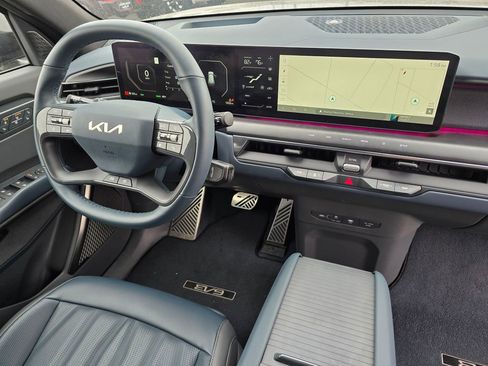 New 2024 Kia EV9 GT-Line image 11