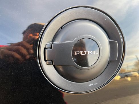 Used 2019 Dodge Challenger SXT w/ Blacktop Package image 26