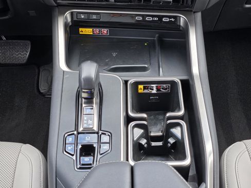Used 2025 Lexus TX 350 AWD w/ Technology Package image 15