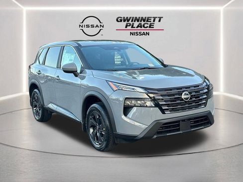 New 2026 Nissan Rogue SV FWD image 3