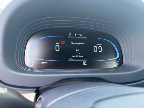 New 2026 Hyundai Venue SEL FWD image 8